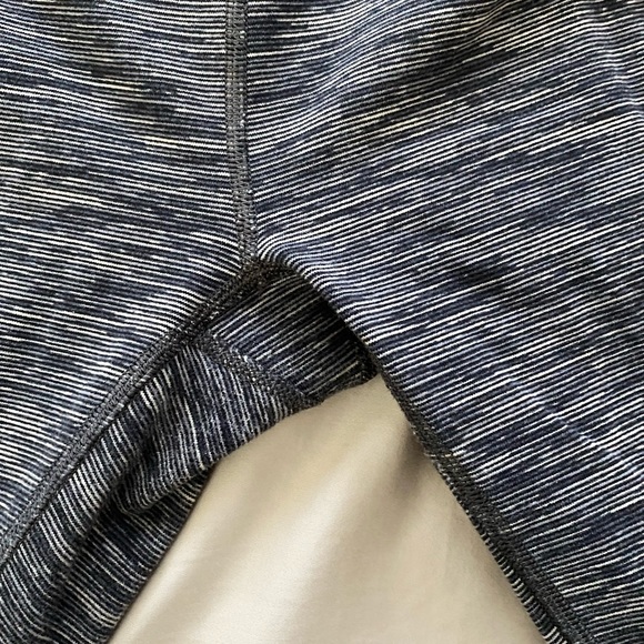 Wunder Under High-Rise Tight Luon - Picture 2 of 4